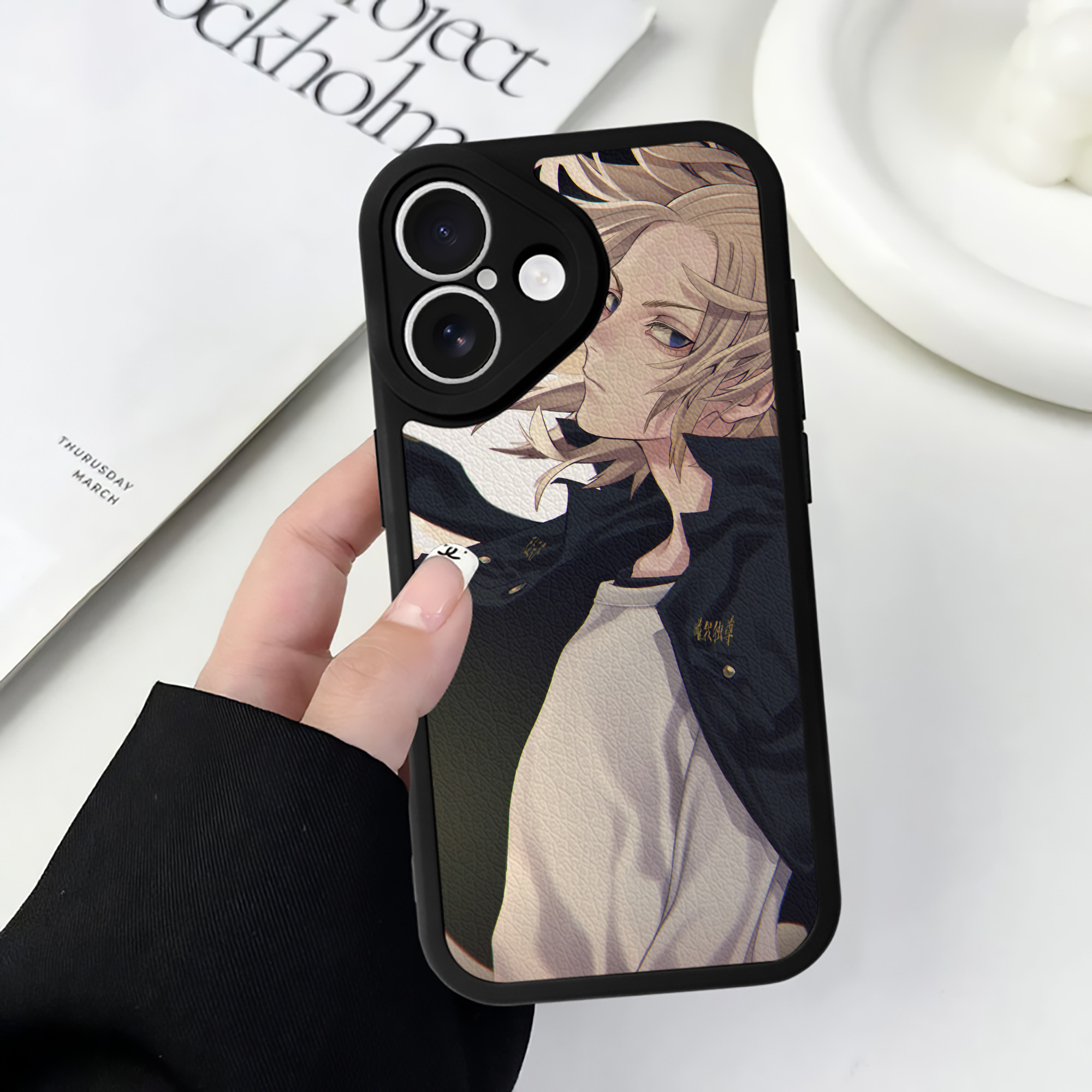 （画像用） 東京リベンジャーズ Tokyo Revengers 【iPhone 16シリーズ対応】シリコンスマホケース（レザー調） 材質：シリコン
